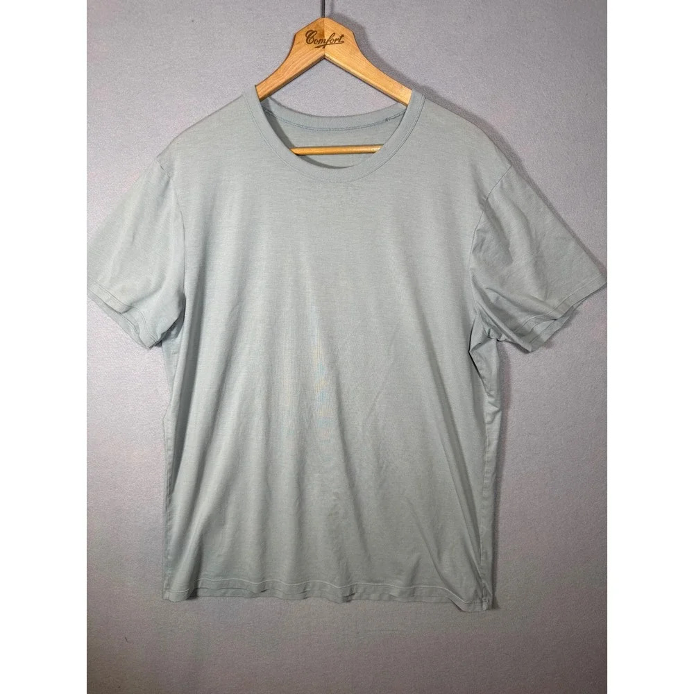 Lululemon Mens Short Sleeve Crew Neck T-Shirt Light Green Size L READ